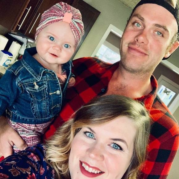 Meet your Posher, Heather - Picture 1 of 1